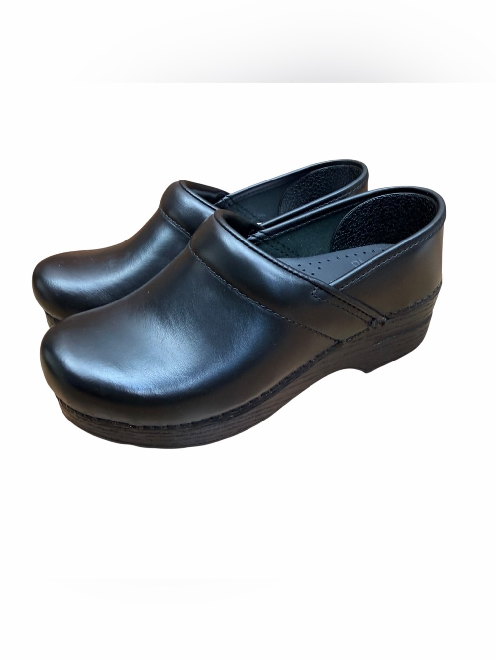 Dansko size 6.5/7 Classic nursing shoes Black Leather Women's Clog